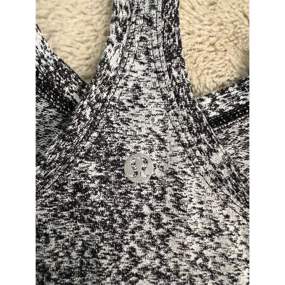 Lululemon Women's Black Cool Racerback II Tank Top Size 4 - Picture 3 of 5